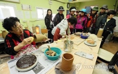 시간 멈춘 인천 우각로마을…예술로 시계 돌리다