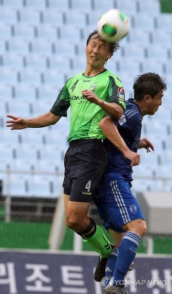 <프로축구> 전북 김상식, 이번 시즌 끝으로 은퇴