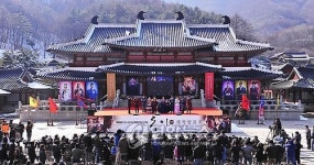 용인시, MBC 드라미아 입구에 돈사신축 예산지원 논란