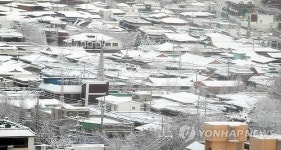 전북지역에 밤새 함박눈…군산 9.6㎝
