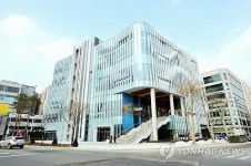 김포 첫 전문 공연장 아트홀 준공…19일부터 공연