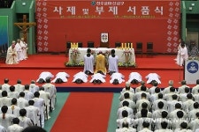 천주교 마산교구 사제·부제 서품식 거행