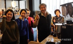 <사람들> 온 가족 5명이 바리스타…자격증 12개
