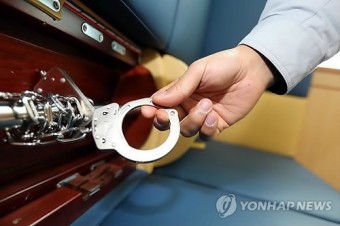 경찰, 함평 파출소 도주범 '저인망식' 추적