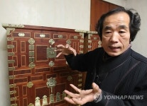 전통 짜맞춤 가구 명인 소병진 명장