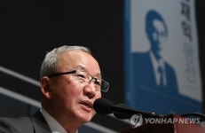 현오석 故 김재익 본받아 경제부흥하겠다