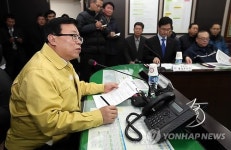 이동필 농식품장관 AI 의심, 즉시 신고해야