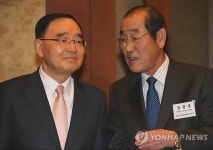 총리와 윤종용 위원장