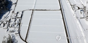 우선 도로부터 뚫자