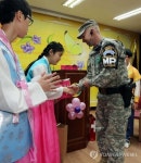 DMZ 내 유일한 대성동초교 졸업식, 마을축제로 열려