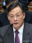 답변하는 이상환 중앙선관위원 후보자