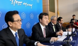 금융위원장, 가계부채 금융대책 발표