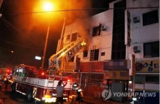 순천 여관서 방화추정 화재