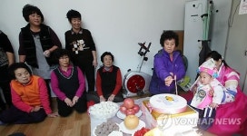 <21년만에 돌잔치한 충주 산척 석문마을>(종합)