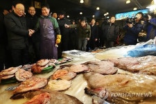 이주영 장관, 수산인 격려