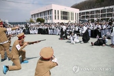 일본군에 맞서 독립만세