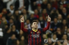 메시 해트트릭 바르샤, R마드리드에 재역전승