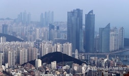 부산 해운대와 고층빌딩