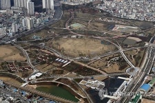 모습 드러낸 부산 시민공원