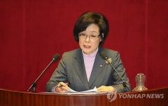 대정부질문하는 박혜자