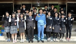 포스코 청암재단, 샛별장학금 전달