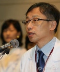 <여객선침몰> 브리핑하는 고대안산병원장