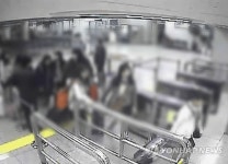 <여객선침몰> 세월호 승선 모습 담긴 CCTV