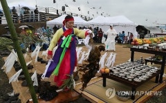  제주 4·3 해원상생굿 아기덜 살려줍서