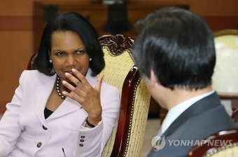 윤병세 장관, 라이스 전 미국 국무장관 접견