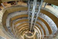 제2롯데월드 신축공사 현장 내부