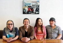 콘서트 앞둔 신촌블루스