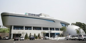 근대 천문학 체험…천안 홍대용과학관 개관