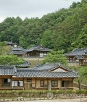 리조트로 거듭난 고가옥들