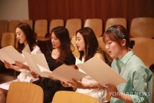 천주교 신자 문화예술인들, 교황 방한 뮤직비디오 제작