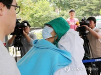 국군 강릉병원으로 이송되는 임 병장