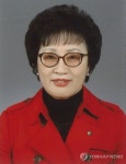 함안군의회 의장에 김정선 의원 선출