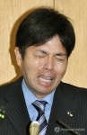 대성통곡 기자회견 日지방의원 의원직 사퇴