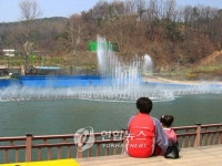 손주 돌본 할머니, 삶의 만족도 더 높다