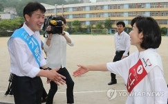 새누리당 나경원·새정치민주연합 기동민 후보