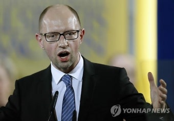 우크라 총리 