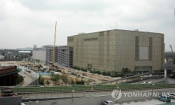 개점 앞둔 수원역 롯데쇼핑몰
