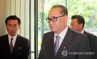 베트남 방문한 리수용 북한 외무상