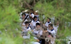 자연과 벗 삼아 듣는 관악 선율