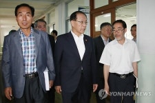 재난위험 문태중학교 찾은 황우여 장관