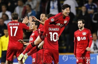 손흥민, UEFA 챔피언스리그서 첫 골