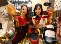 로베르 끌레제리 구두 컬렉션
