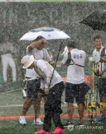 한국 양궁 대표팀, KT 위즈와 손잡고 세계양궁선수권대회를 위한 소음 적응 훈련 실시