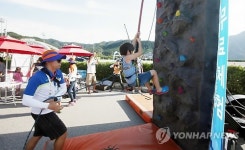 어린이 인공암벽장 인기