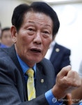 입장 발표하는 김성일 의원