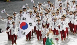 <아시안게임> 전통과 개성 뽐낸 단복…개막식은 패션 경연장